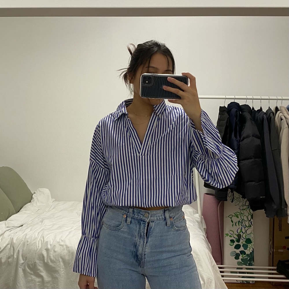Forever21 Blue and White Stripe Blouse